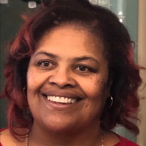 Meet your Posher, Lenell